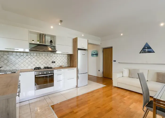 شقة Bosa Apartments *