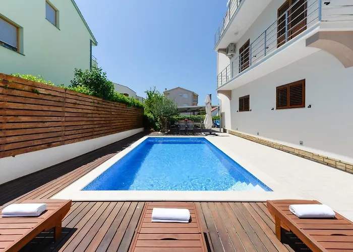 Bosa Apartments شقة زادار