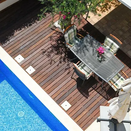 Lägenhet Bosa Apartments *